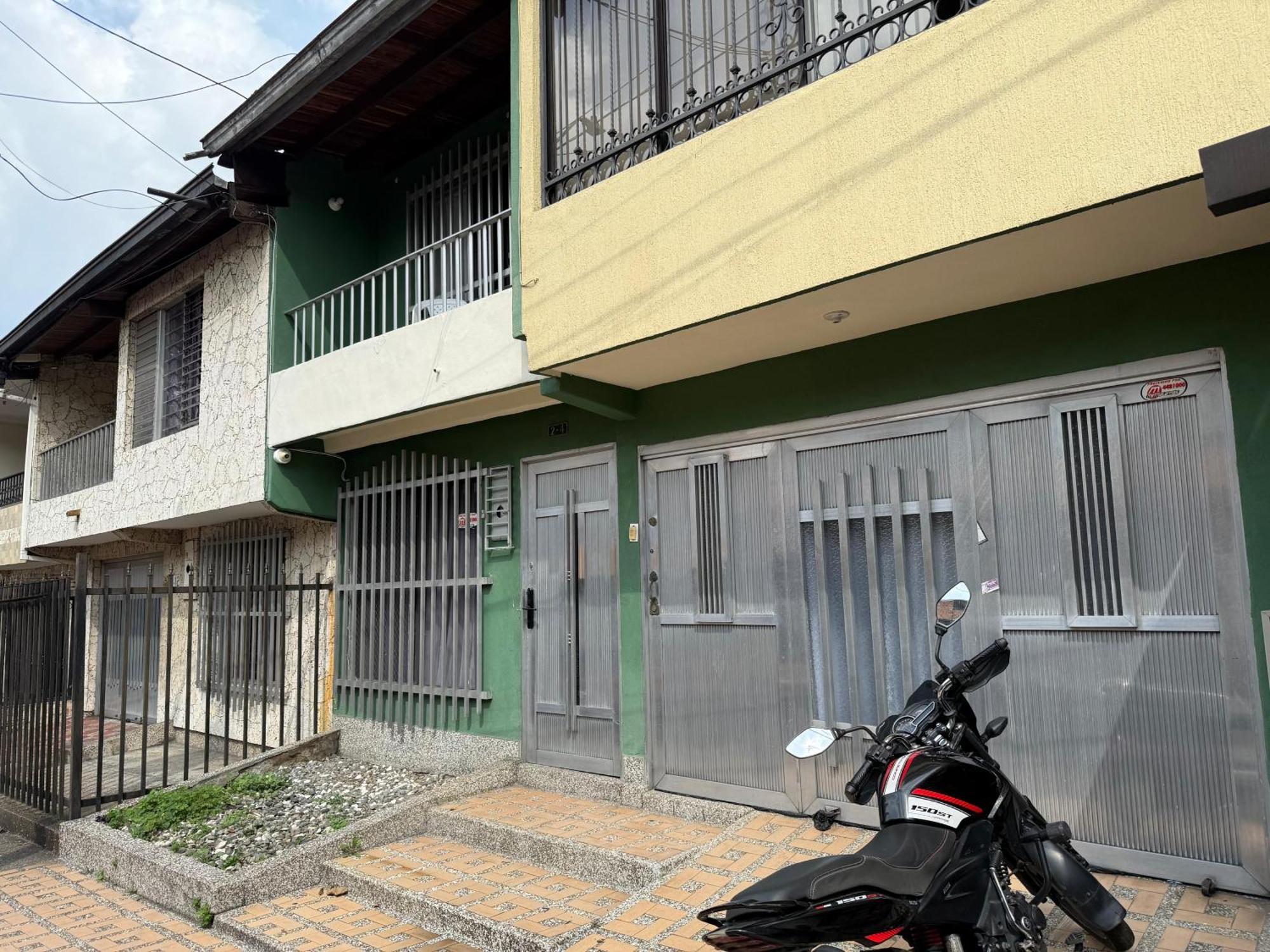 Road Living Home Medellín Dış mekan fotoğraf