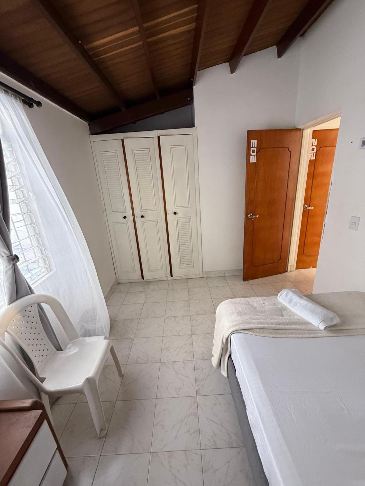 Road Living Home Medellín Dış mekan fotoğraf